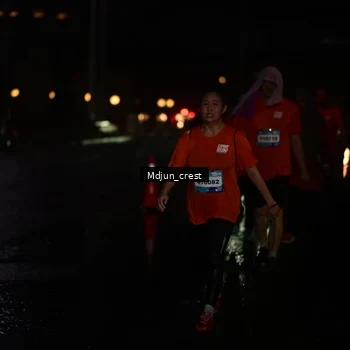 Runner Photo 7864792