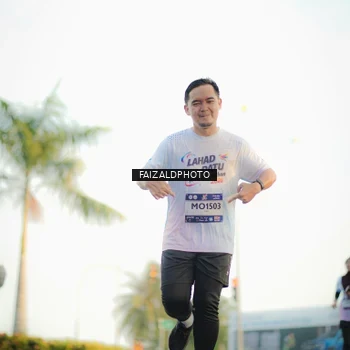 Runner Photo 7864801