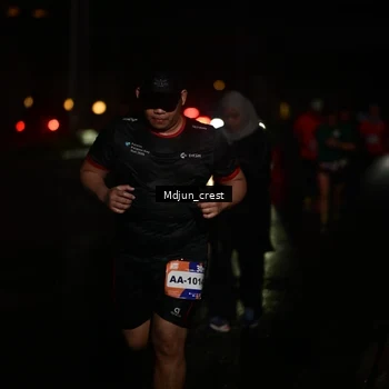 Runner Photo 7864872