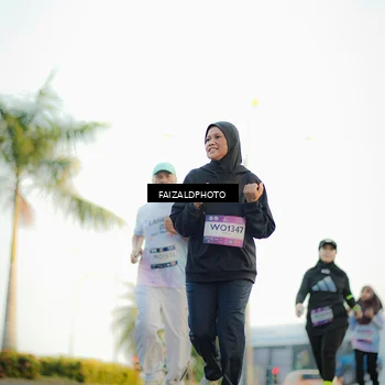 Runner Photo 7864878