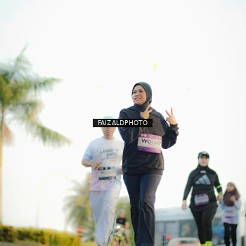 Runner Photo 7864890