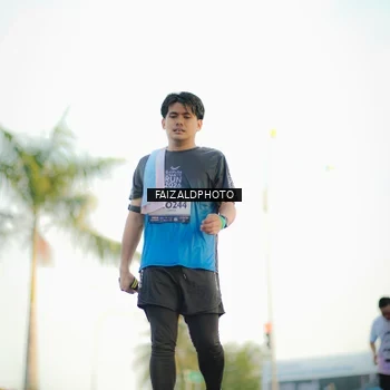 Runner Photo 7864892