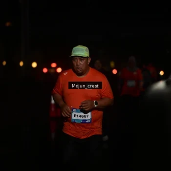 Runner Photo 7864924