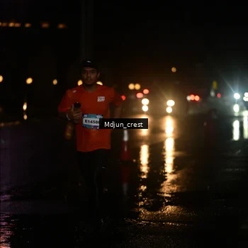 Runner Photo 7865011