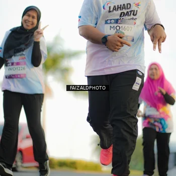 Runner Photo 7865058