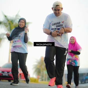 Runner Photo 7865079