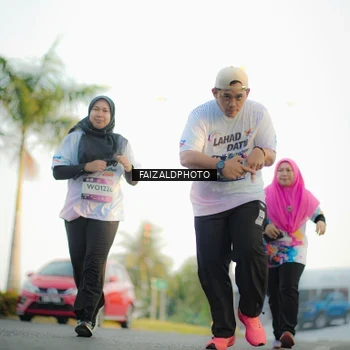 Runner Photo 7865081