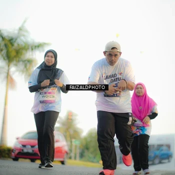 Runner Photo 7865090