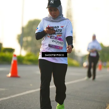 Runner Photo 7865100