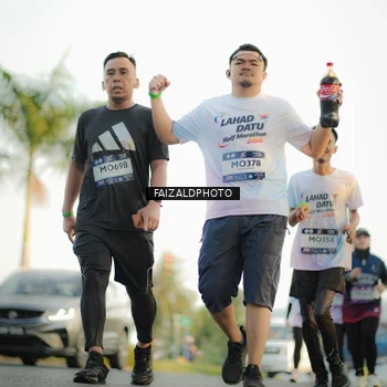 Runner Photo 7865160