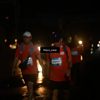 Runner Photo 7865400