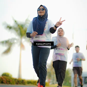 Runner Photo 7865411