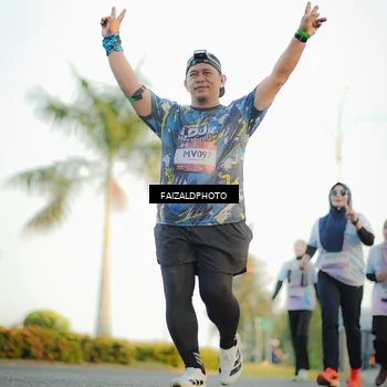 Runner Photo 7865434