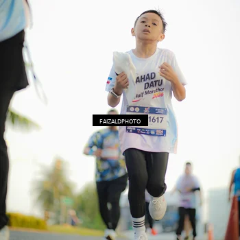 Runner Photo 7865455