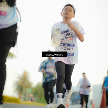 Runner Photo 7865458