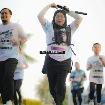 Runner Photo 7865461