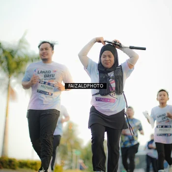 Runner Photo 7865481