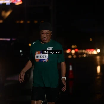 Runner Photo 7865490
