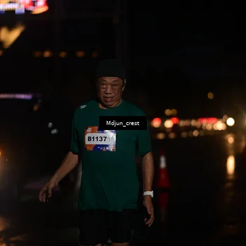 Runner Photo 7865497