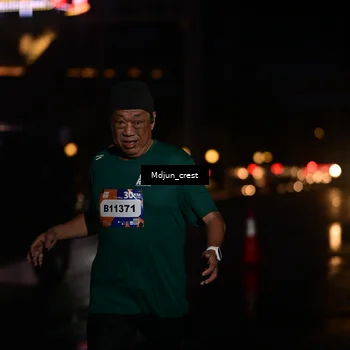 Runner Photo 7865502