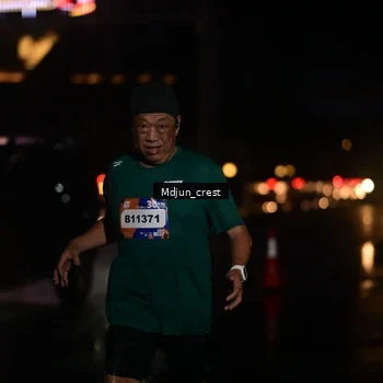 Runner Photo 7865506