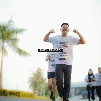 Runner Photo 7865507