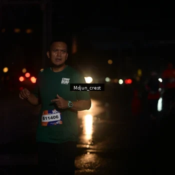 Runner Photo 7865516