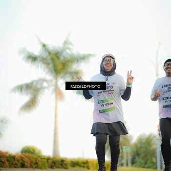 Runner Photo 7865546