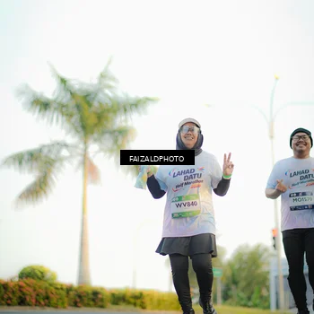 Runner Photo 7865550