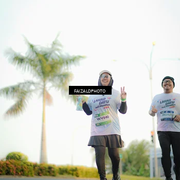 Runner Photo 7865554