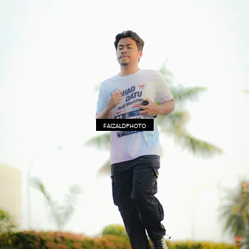 Runner Photo 7865560
