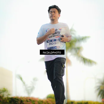Runner Photo 7865561