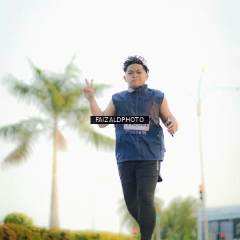 Runner Photo 7865592