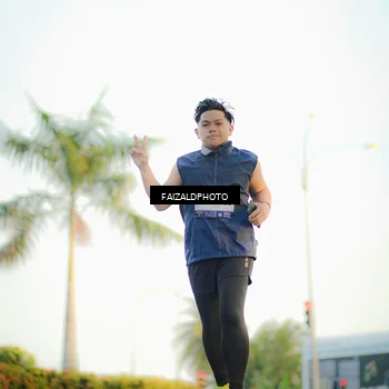 Runner Photo 7865593