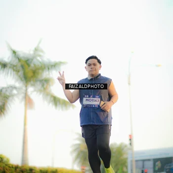 Runner Photo 7865594