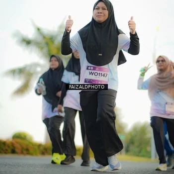 Runner Photo 7865637