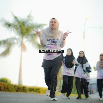 Runner Photo 7865662