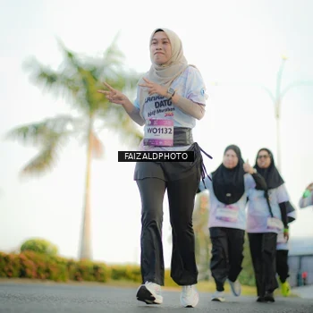 Runner Photo 7865664
