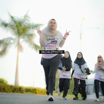 Runner Photo 7865665