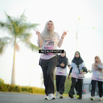 Runner Photo 7865675