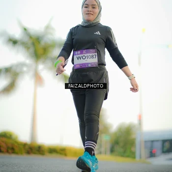Runner Photo 7865706