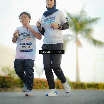 Runner Photo 7865717