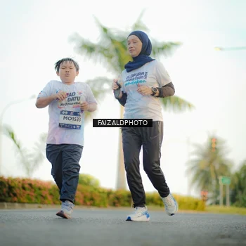 Runner Photo 7865726