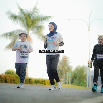 Runner Photo 7865737