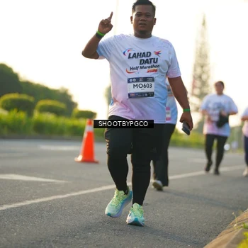 Runner Photo 7865757
