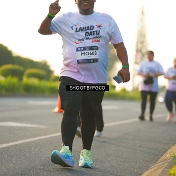Runner Photo 7865813