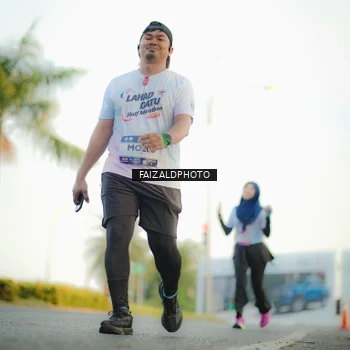 Runner Photo 7865839