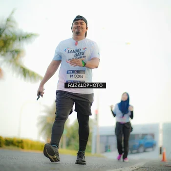 Runner Photo 7865840