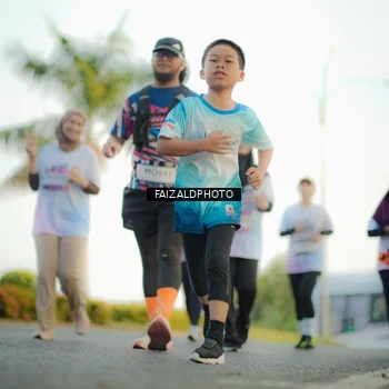 Runner Photo 7865896