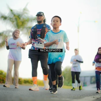 Runner Photo 7865899